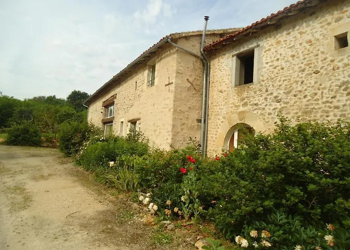 Le Moulin De Chaume * Champagné-Saint-Hilaire